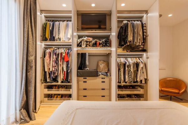 Carpintero Pamplona · Taller de ebanistería y carpintería en Pamplona - Diseño de interior de armario a medida